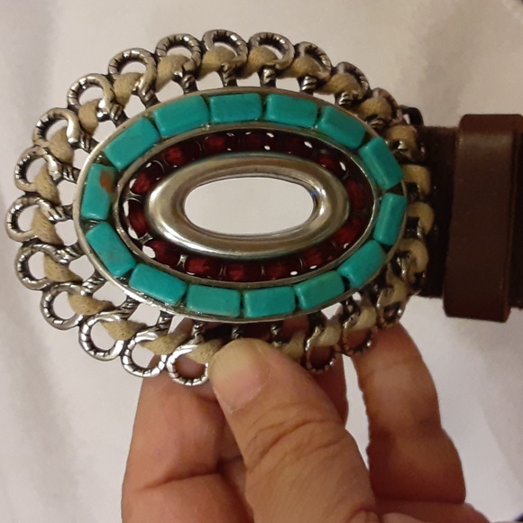 Backstreet Ahead Belt..Medium  brown leather.. heavy silver embellished buckle - Picture 9 of 12